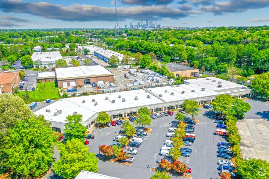 More Photos Of 4400 Stuart Andrew Blvd, Charlotte Light Distribution For Lease