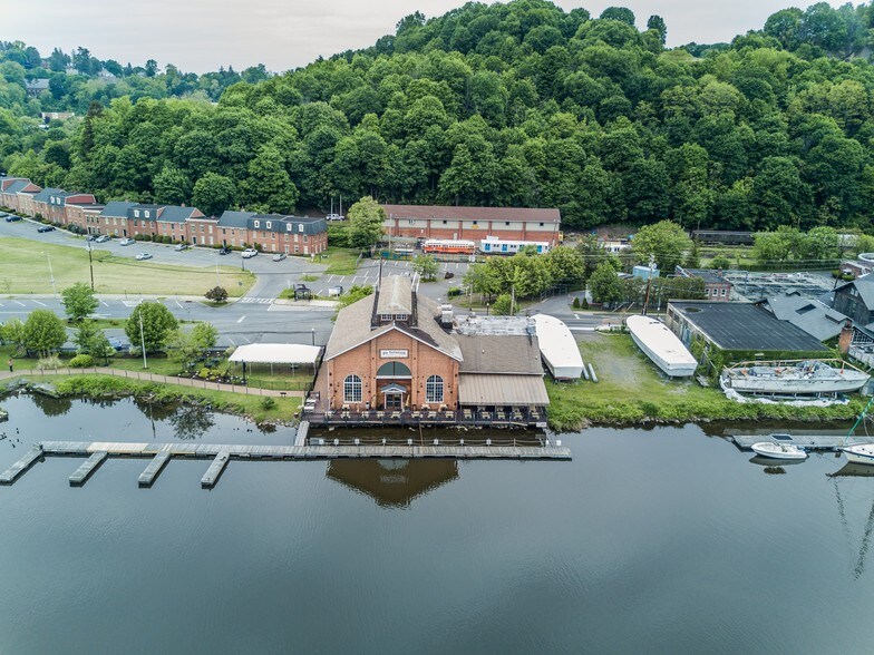 More Photos Of 88-110 Rondout Landing, Kingston Restaurant For Sale