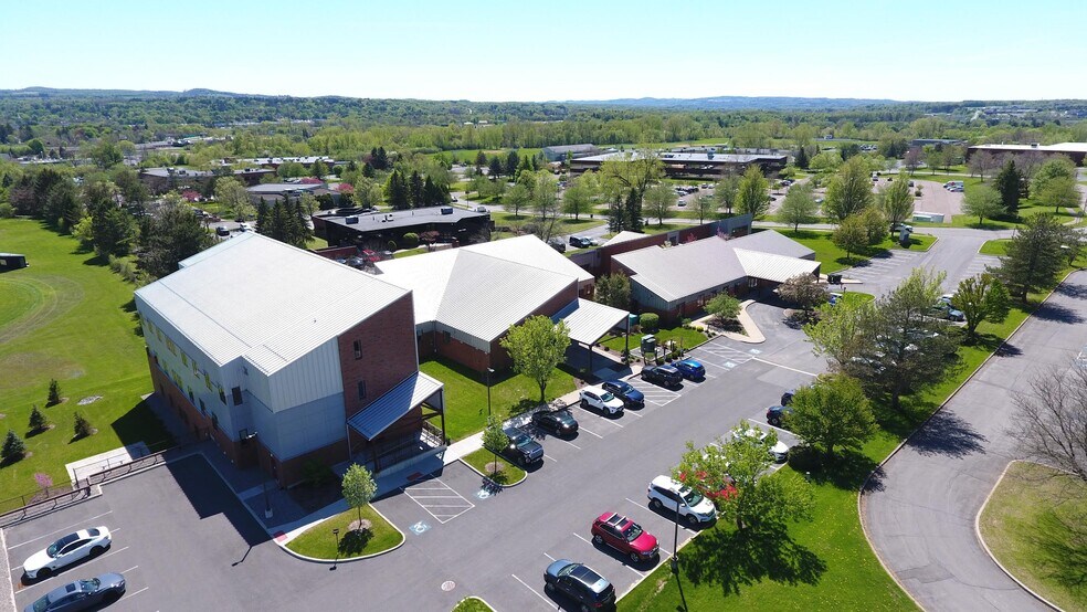 More Photos Of 126 Business Park Dr, Utica Office For Lease