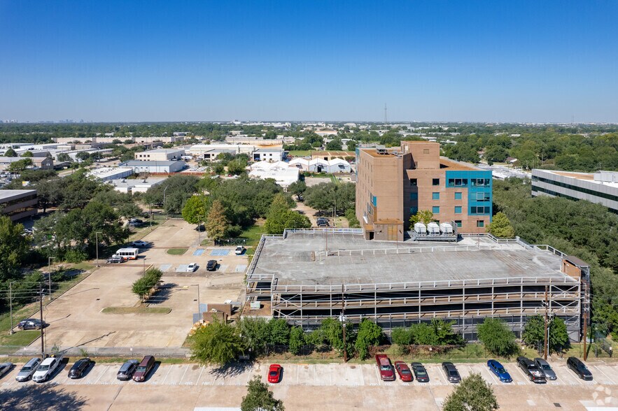More Photos Of 5252 Hollister St, Houston Medical For Lease