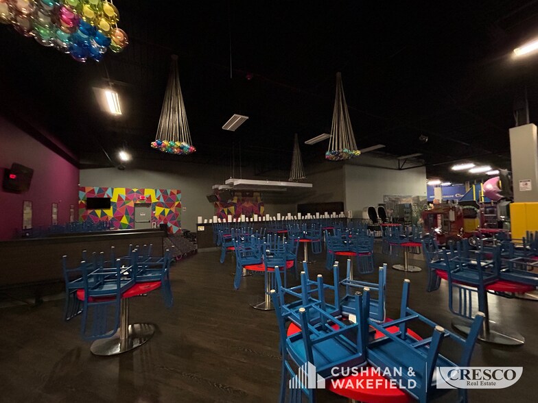 More Photos Of 8247-8303 Day Dr, Parma General Retail For Sale