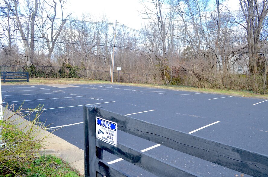 More Photos Of tazwell drive, Louisville Multifamily For Sale