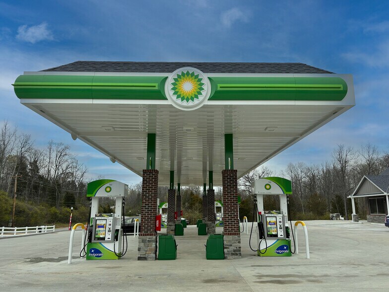 More Photos Of 4428 Olive Branch Stonelick, Batavia Convenience Store For Lease