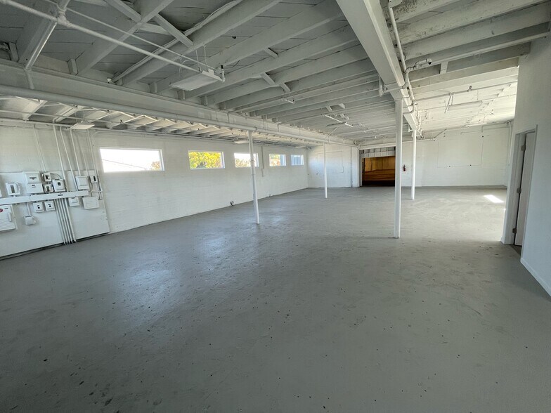 More Photos Of 1420-1430 Potrero Ave, Richmond Warehouse For Lease