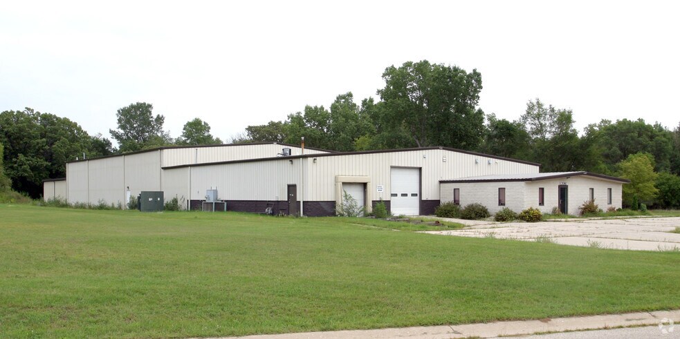 More Photos Of 2080 Energy Dr, East Troy Manufacturing For Lease