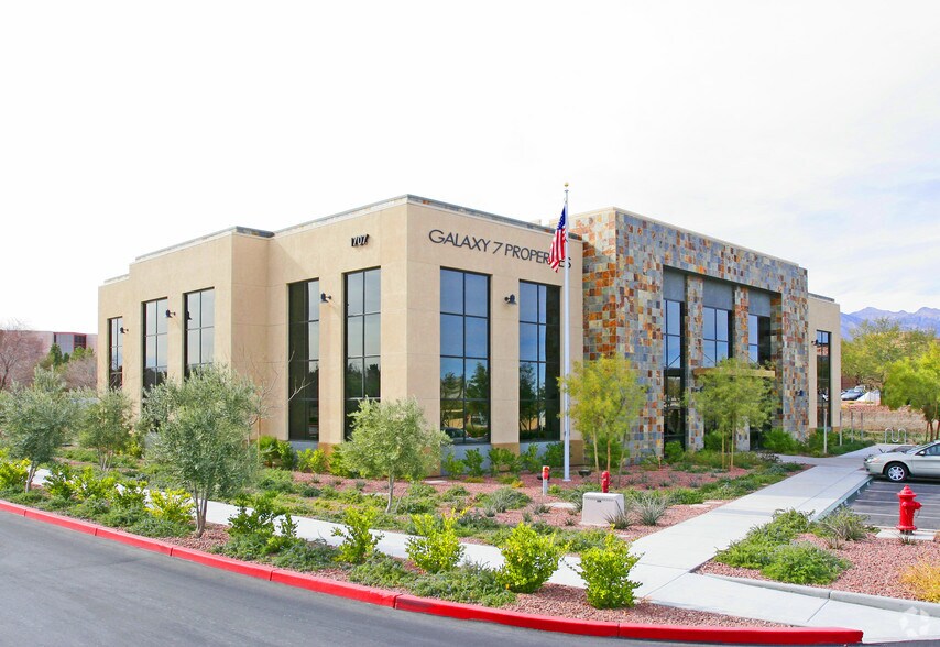 More Photos Of 1707 Village Center Cir, Las Vegas Office For Lease