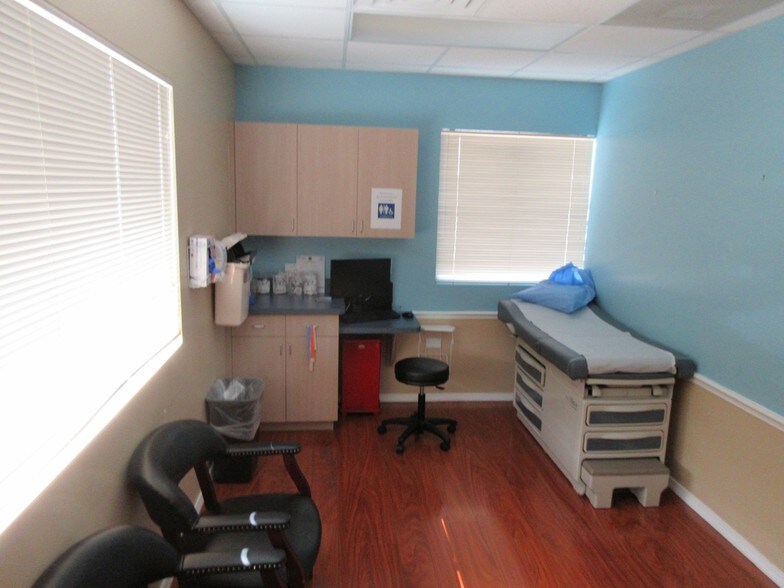 More Photos Of 1264 Malabar Rd SE, Palm Bay Office For Sale