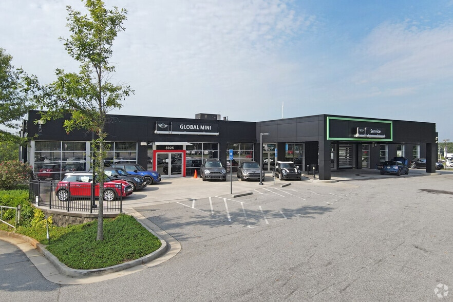 More Photos Of 6035 Peachtree Rd, Atlanta Unknown For Lease