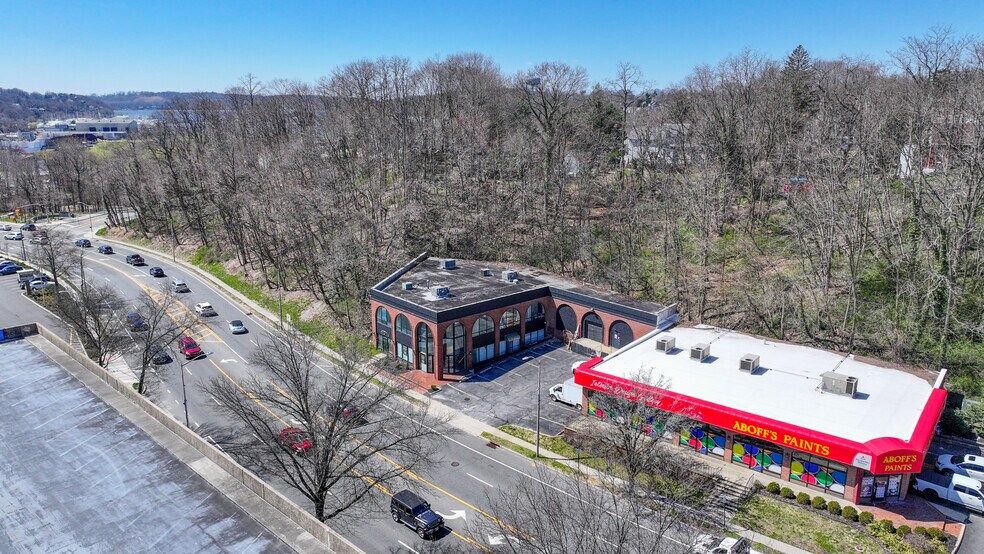 More Photos Of 1 Brewster St, Glen Cove Loft Creative Space For Lease