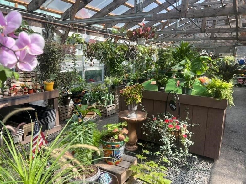 More Photos Of 535 US Route 302, Berlin Storefront For Sale