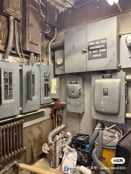 More Photos Of 42-52 Federal ave, Quincy Manufacturing For Sale