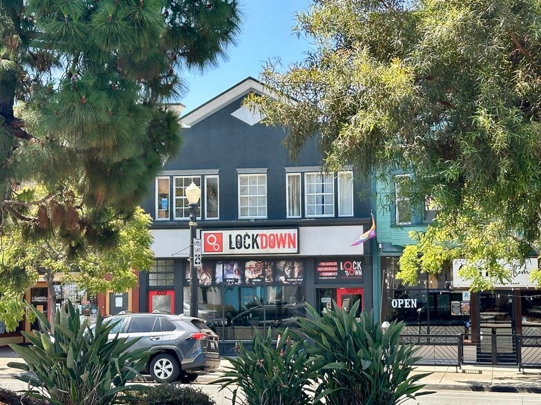 More Photos Of 1037-1039 University Ave, San Diego Storefront For Sale