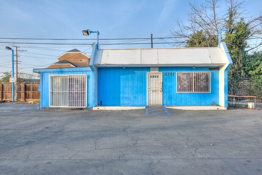 More Photos Of 1715 W 1st St, Santa Ana Land For Sale