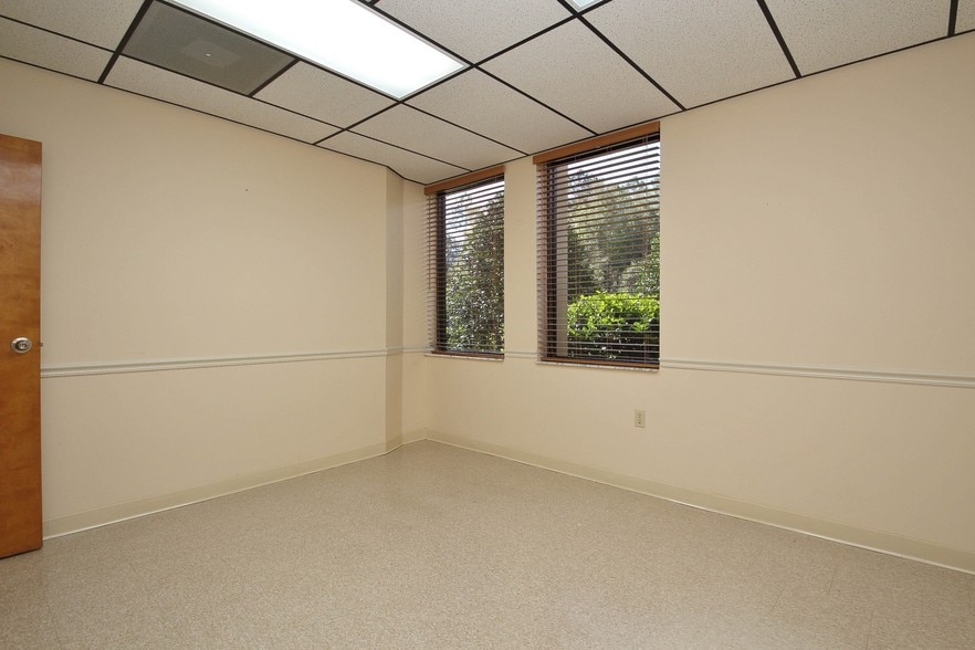 More Photos Of 36739 County Road 52, Dade City Medical For Lease