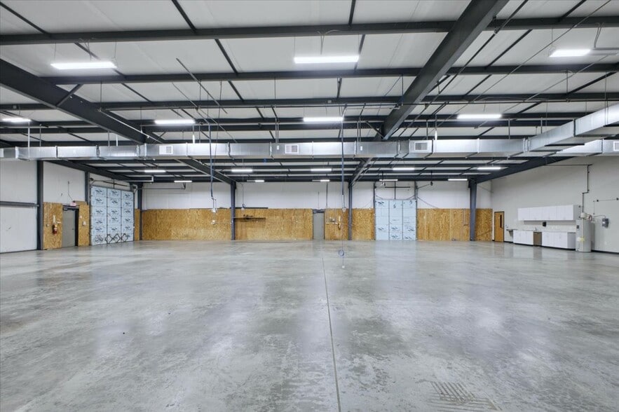 More Photos Of 135 Joshua Ct, Lincolnton Warehouse For Sale