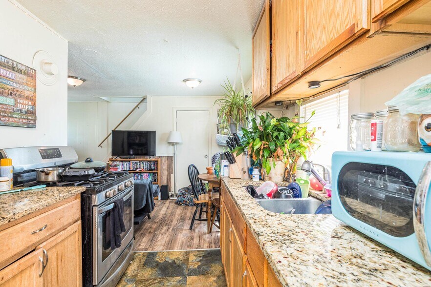 More Photos Of 17 Winter St, Rochester Apartments For Sale