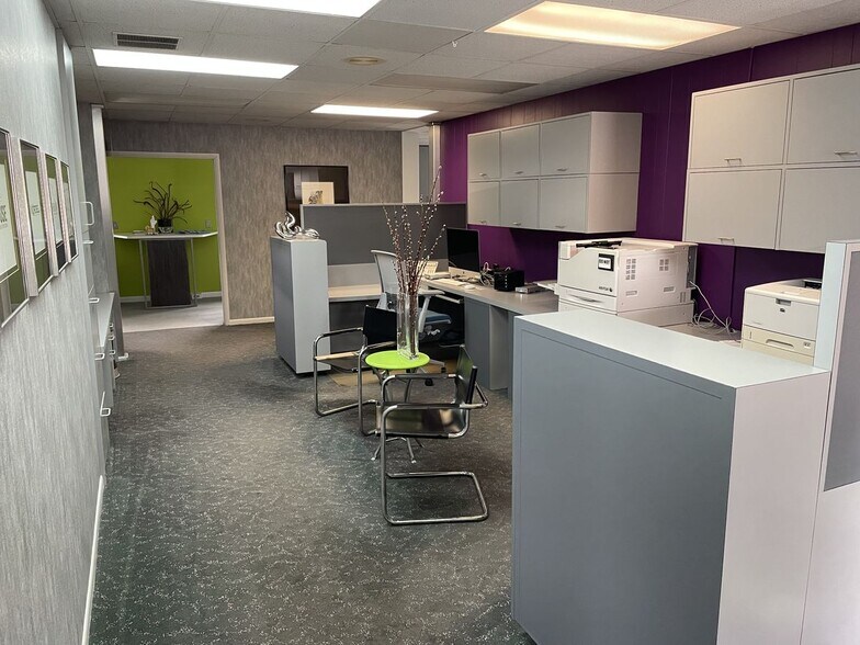 More Photos Of 816 S Hamilton St, Saginaw Office For Sale