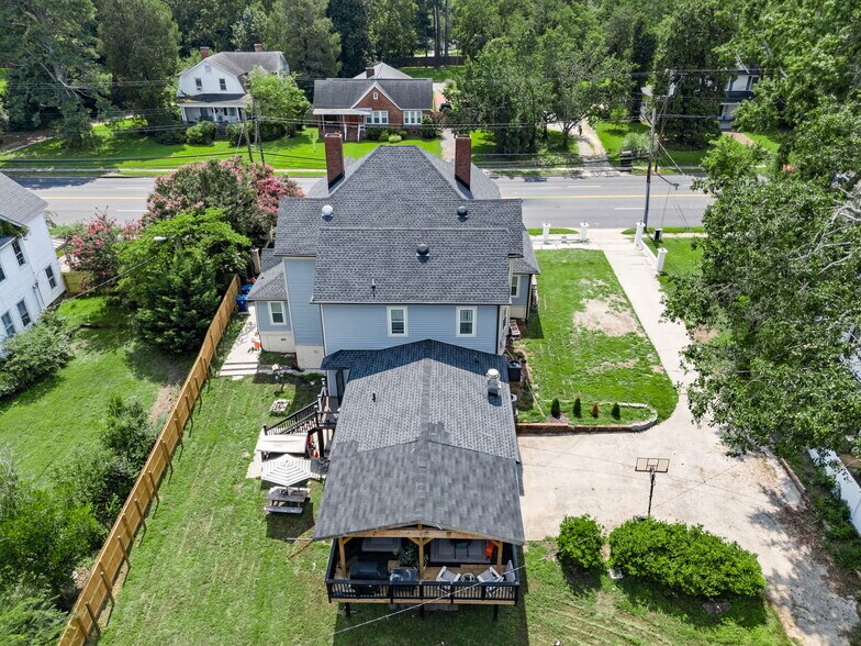 More Photos Of 515 N Main St, Woodruff Specialty For Sale