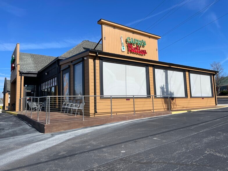 More Photos Of 115-1-115-26 Pelham Rd, Greenville Unknown For Lease