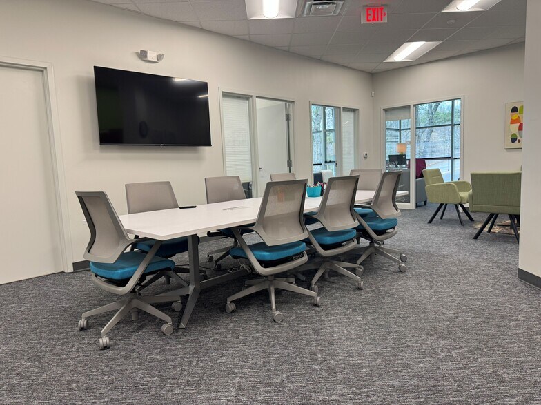 More Photos Of 1201-1221 Wood Ridge Center Dr, Charlotte Medical For Lease