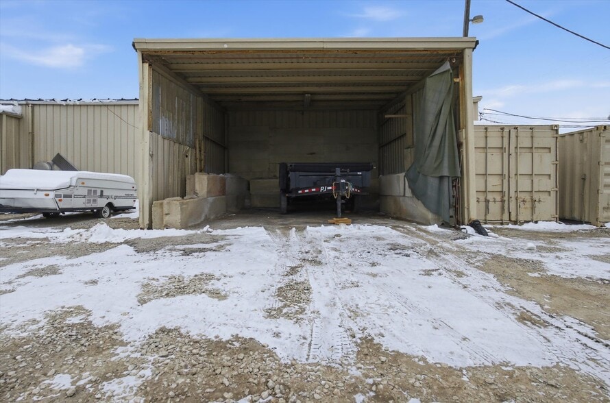 More Photos Of 20620 Burl Ct, Joliet Warehouse For Sale