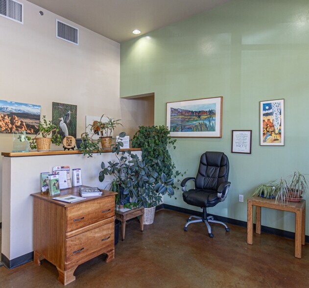 More Photos Of 555 Rivergate Ln, Durango Office For Sale