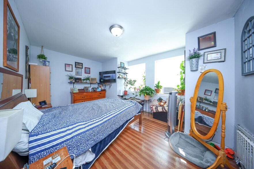 More Photos Of 1505 Gravesend Neck Rd, Brooklyn Apartments For Sale