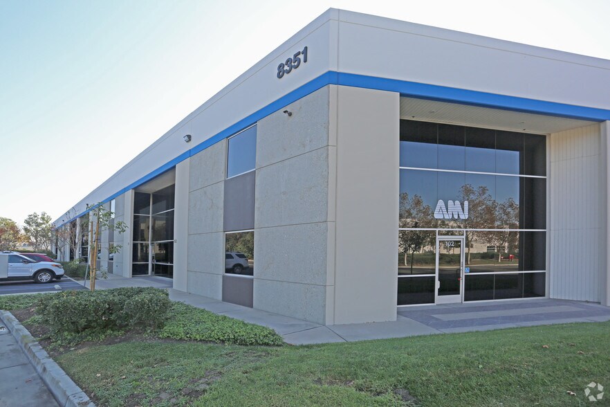 More Photos Of 8351 Elm Ave, Rancho Cucamonga Warehouse For Lease