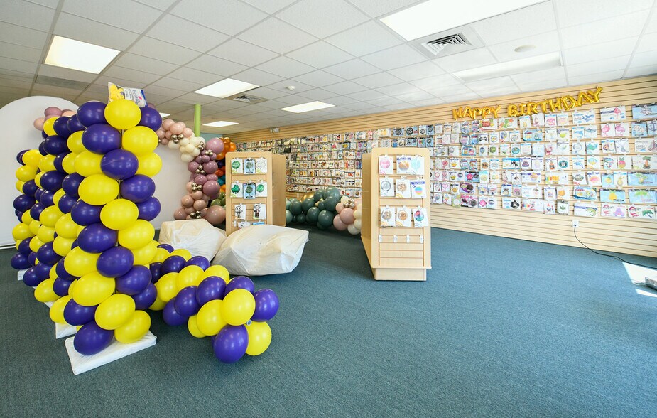 More Photos Of 570-572 Boston Post Rd, Milford Storefront Retail Office For Sale