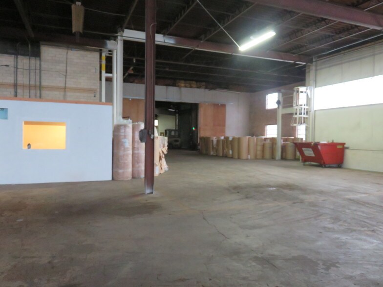 More Photos Of 416 Pittsburgh Cir, Ellwood City Warehouse For Sale