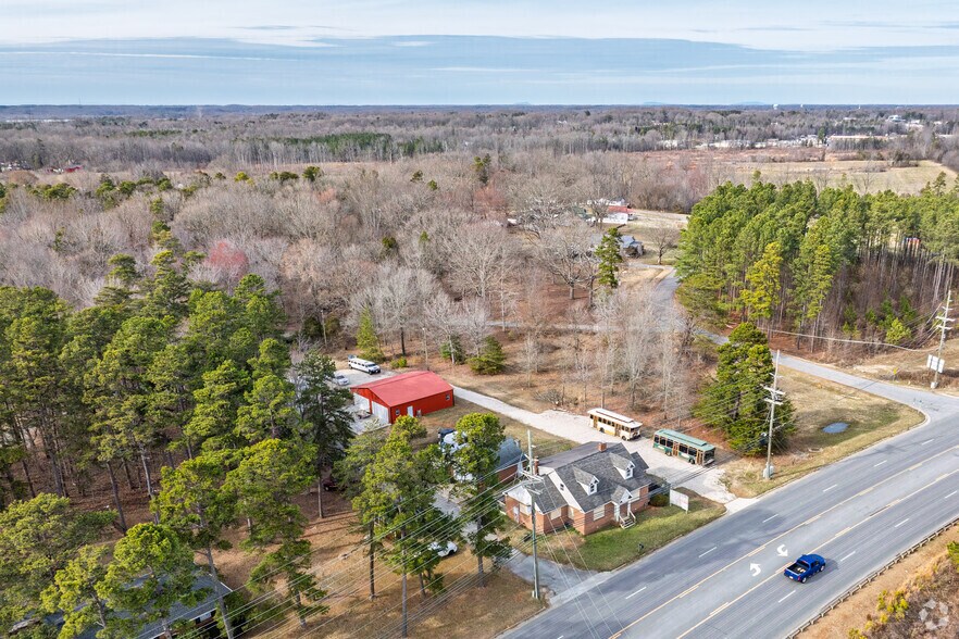 More Photos Of 3428 NC Highway 8, Lexington Storefront For Lease