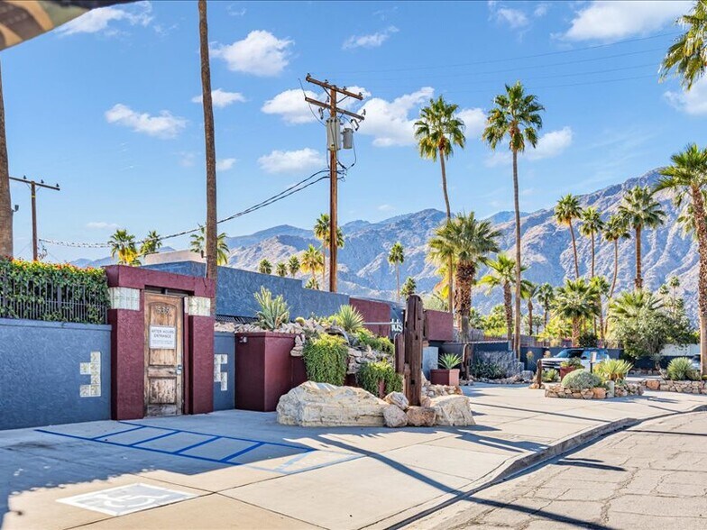 More Photos Of 535 S Warm Sands Dr, Palm Springs Hotel For Sale