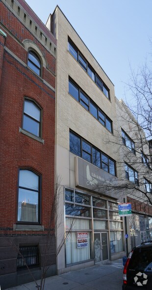 More Photos Of 2202 Walnut St, Philadelphia Storefront For Sale