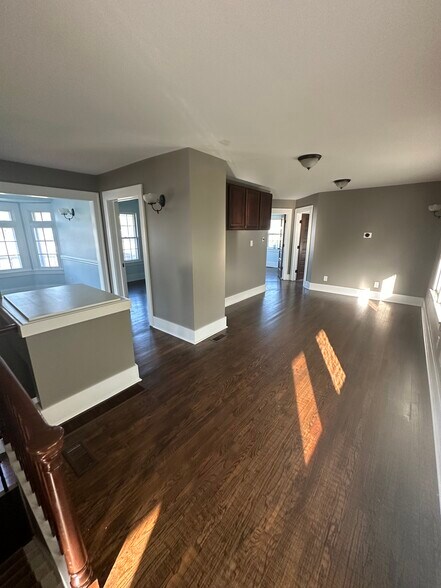 More Photos Of 1070 E Main St, Owosso Office For Lease