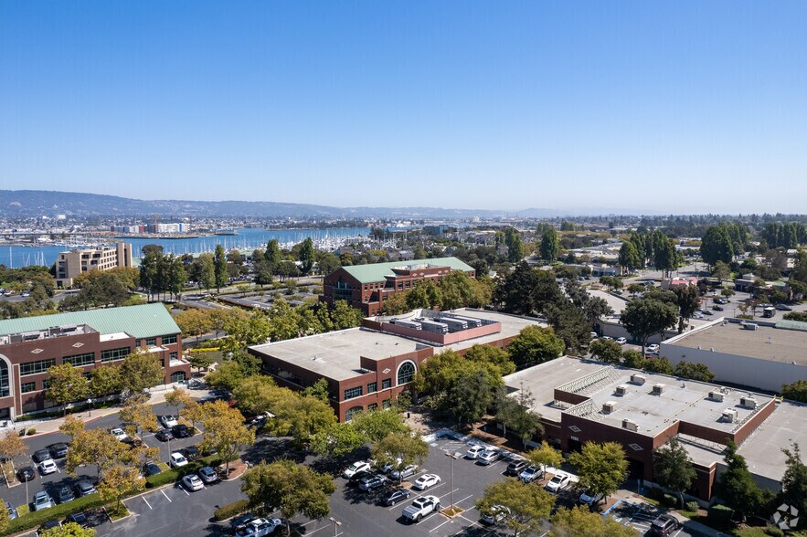 More Photos Of 1001 Marina Village Pky, Alameda Unknown For Lease