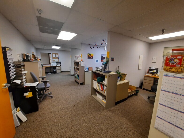 More Photos Of 909 E St Patrick St, Rapid City Storefront Retail Office For Sale