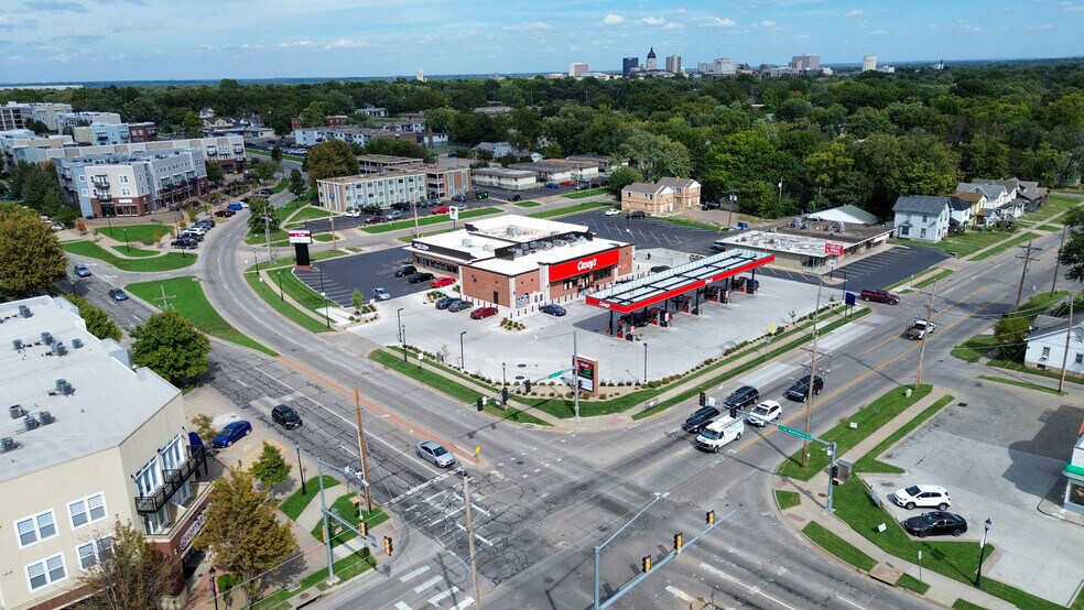 More Photos Of 1620-1620 SW Washburn Ave, Topeka General Retail For Sale