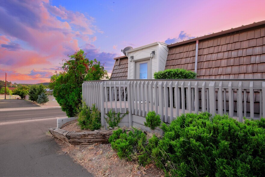 More Photos Of 404 W Main St, Payson Rehabilitation Center For Sale