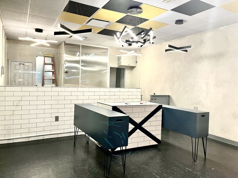 More Photos Of 40-11-40-17 30th Ave, Astoria Apartments For Lease
