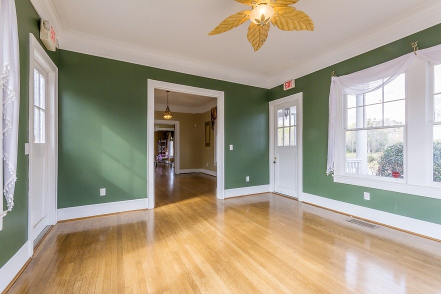 More Photos Of 200 Stonewall Ave W, Fayetteville Lodge Meeting Hall For Lease