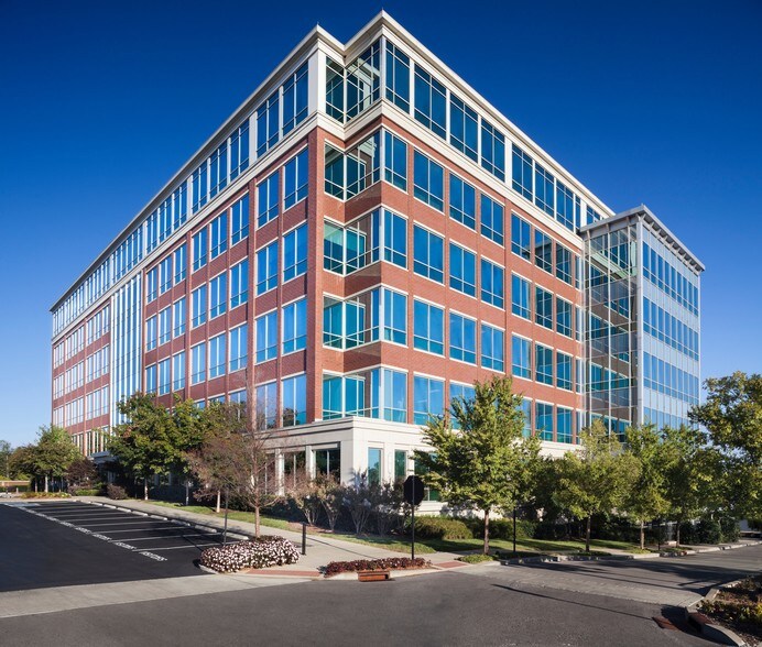 More Photos Of 1550 W McEwen Dr, Franklin Office Residential For Lease