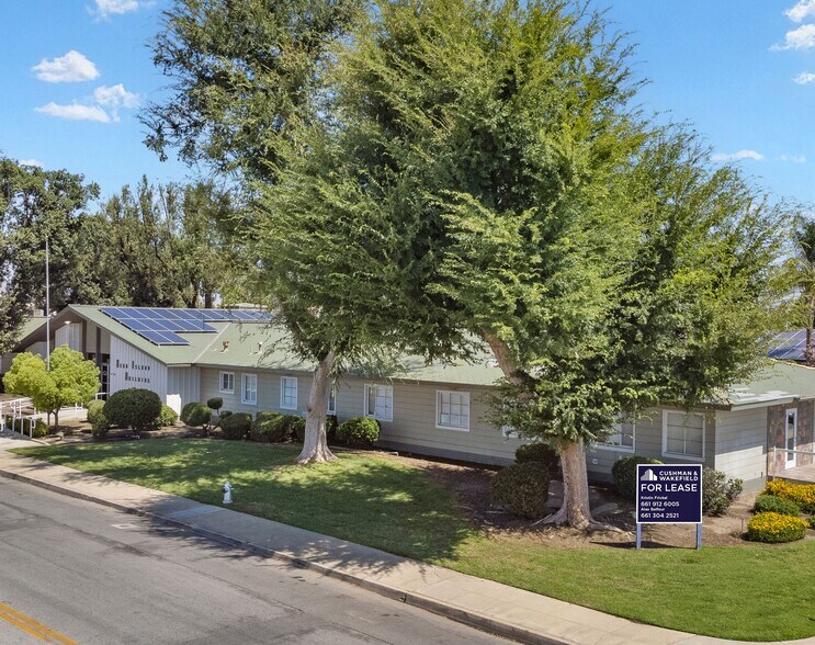 More Photos Of 2920 H St, Bakersfield Medical For Lease