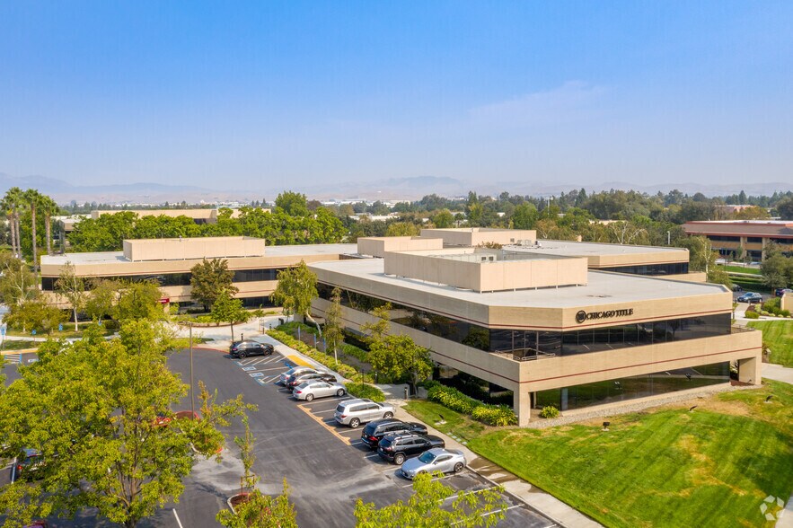 More Photos Of 3825 Hopyard Rd, Pleasanton Unknown For Lease