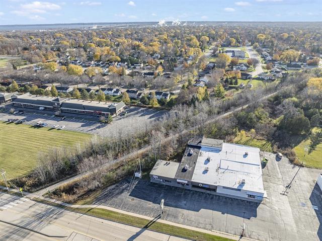 More Photos Of 340-348 N Military Ave, Green Bay Freestanding For Sale