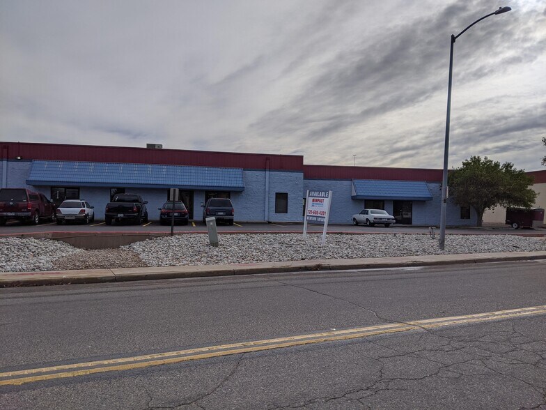 More Photos Of 11480 Cherokee St, Northglenn Warehouse For Lease