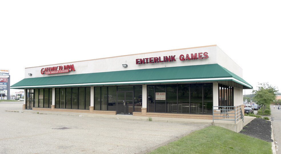 More Photos Of 4760-4844 Everhard Rd, Canton Storefront For Lease