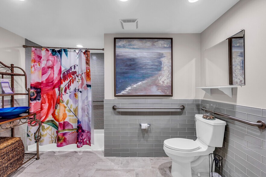 More Photos Of 301-303 Candlewood Cmn, Howell Medical For Sale