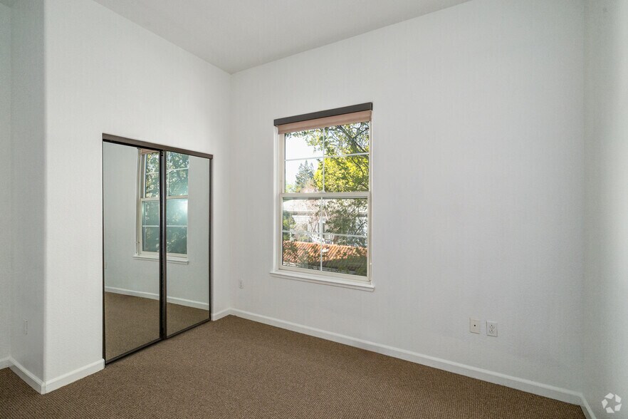 More Photos Of 1520 16th St, Sacramento Apartments For Lease
