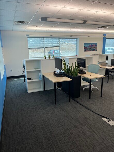 More Photos Of 14193 S Minuteman Dr, Draper Office Residential For Lease