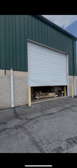 More Photos Of 7156 Sulier Dr, Temperance Manufacturing For Sale